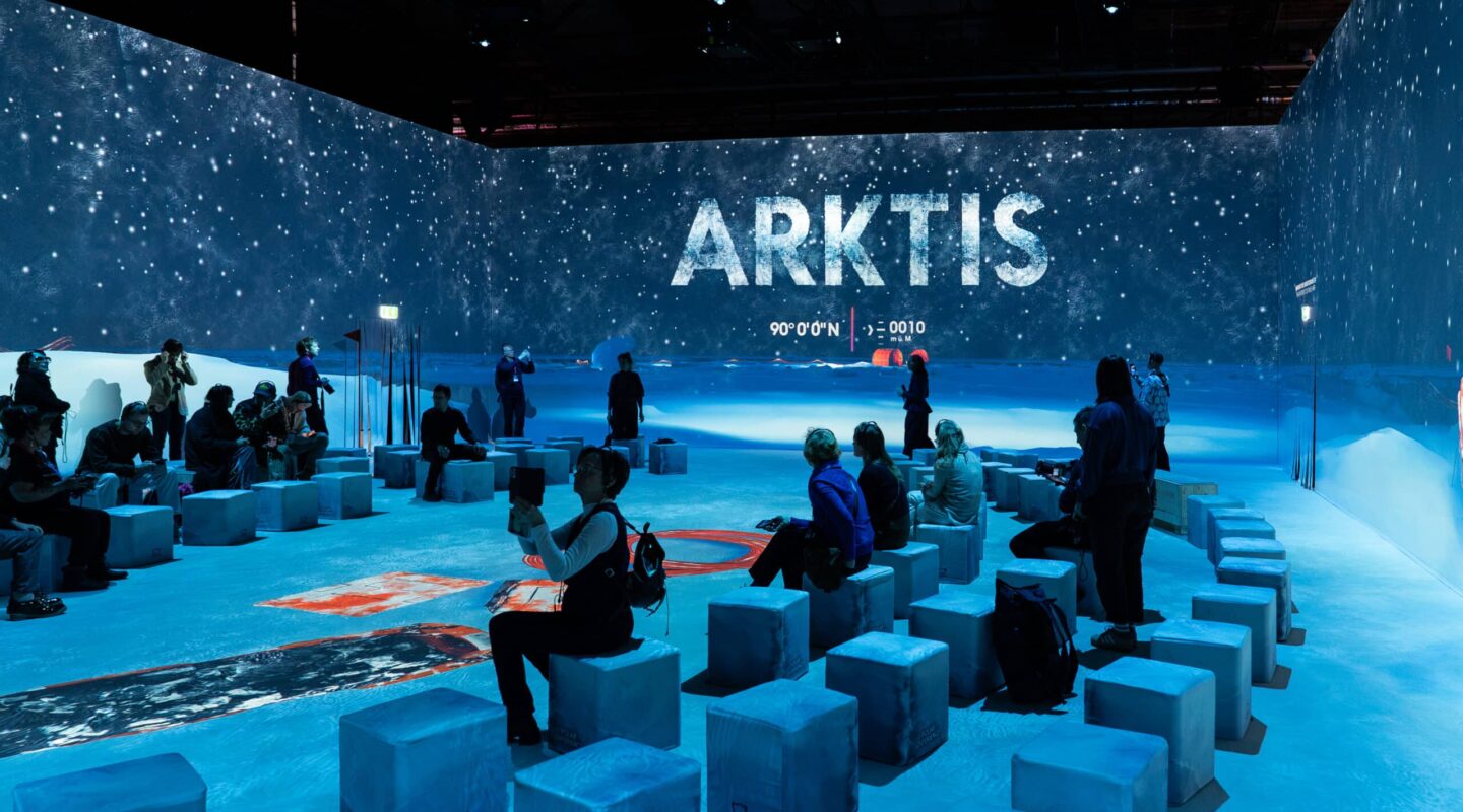 A7S04067 LR 8Bit 1440x800